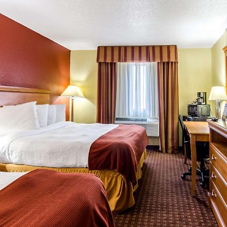 Rodeway Inn & Suites Jacksonville Near Camp Lejeune Екстер'єр фото