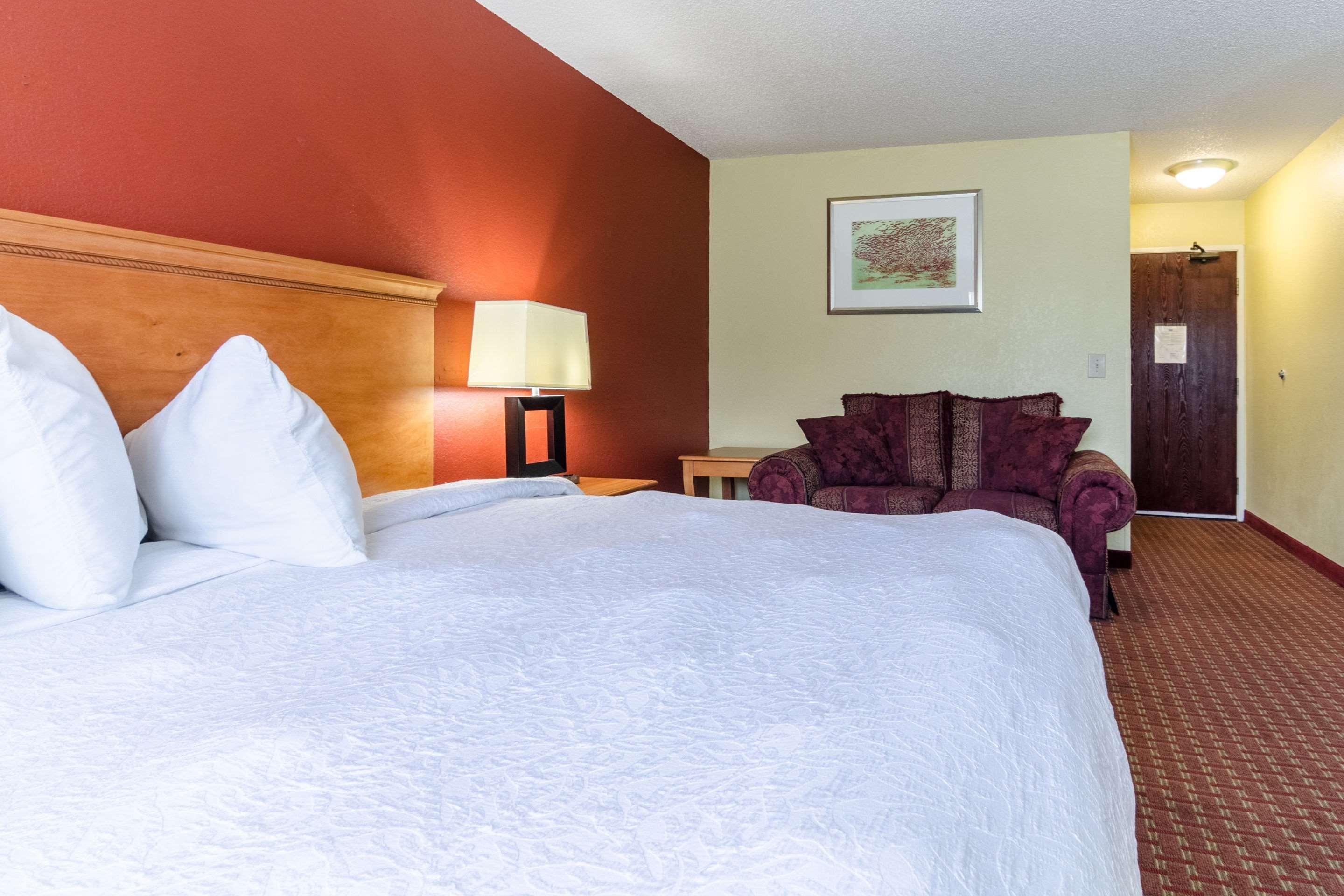 Rodeway Inn & Suites Jacksonville Near Camp Lejeune Екстер'єр фото